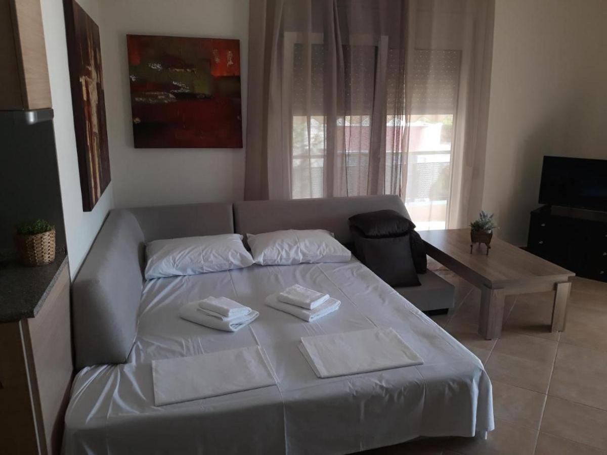 The Pearl Apartman Néa Péramos Kültér fotó